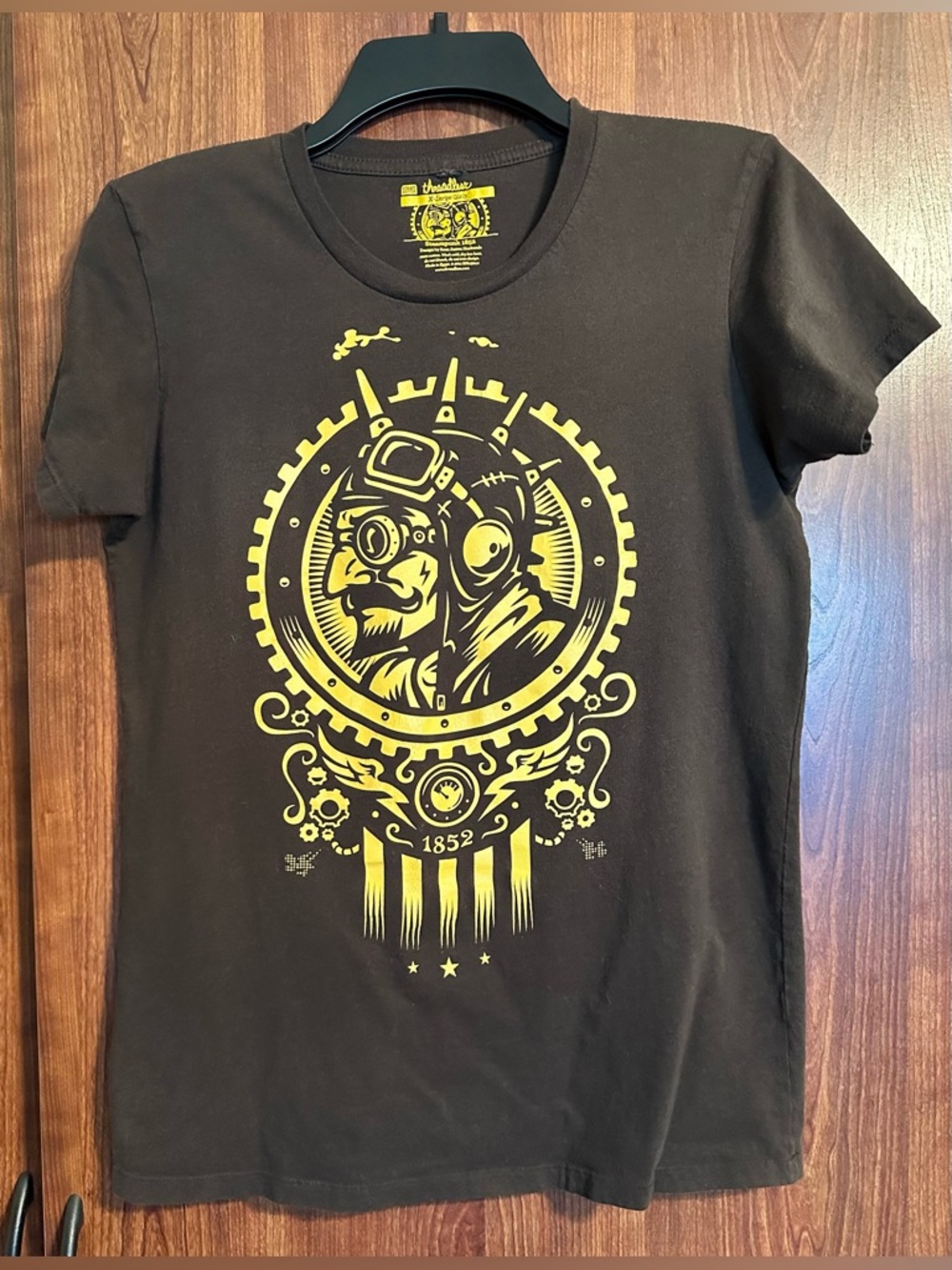THREADLESS Steampunk 1852 Brown Graphic T Shirt Y2K First Edition Girly Tee XL